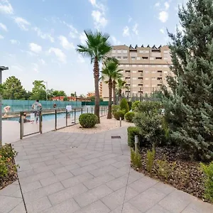 moderno-apartamento-con-piscina-y-parking.es-andalucia.com/